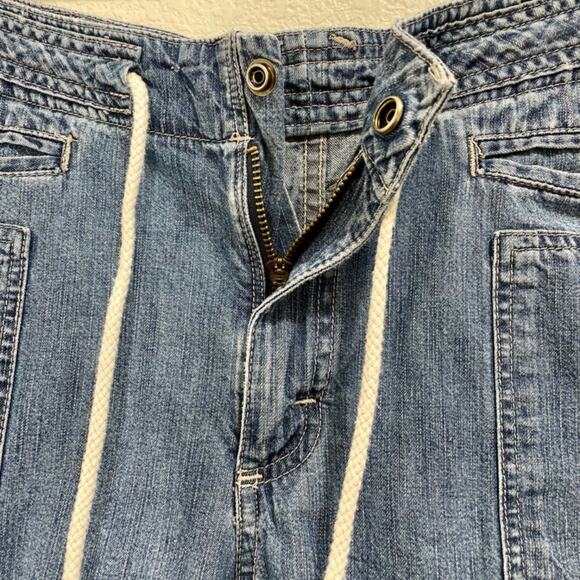 Vintage 90s Women’s Riders Light Wash Drawstring Jean Shorts Cargo Zip Pockets - Picture 8 of 9